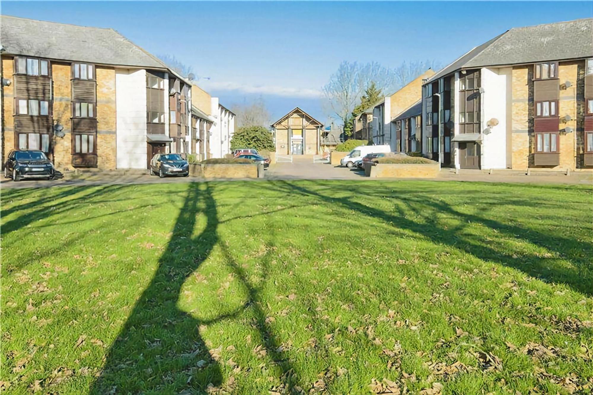 Manor Place Apartment Thamesmead Thamesmead  Bagian luar foto