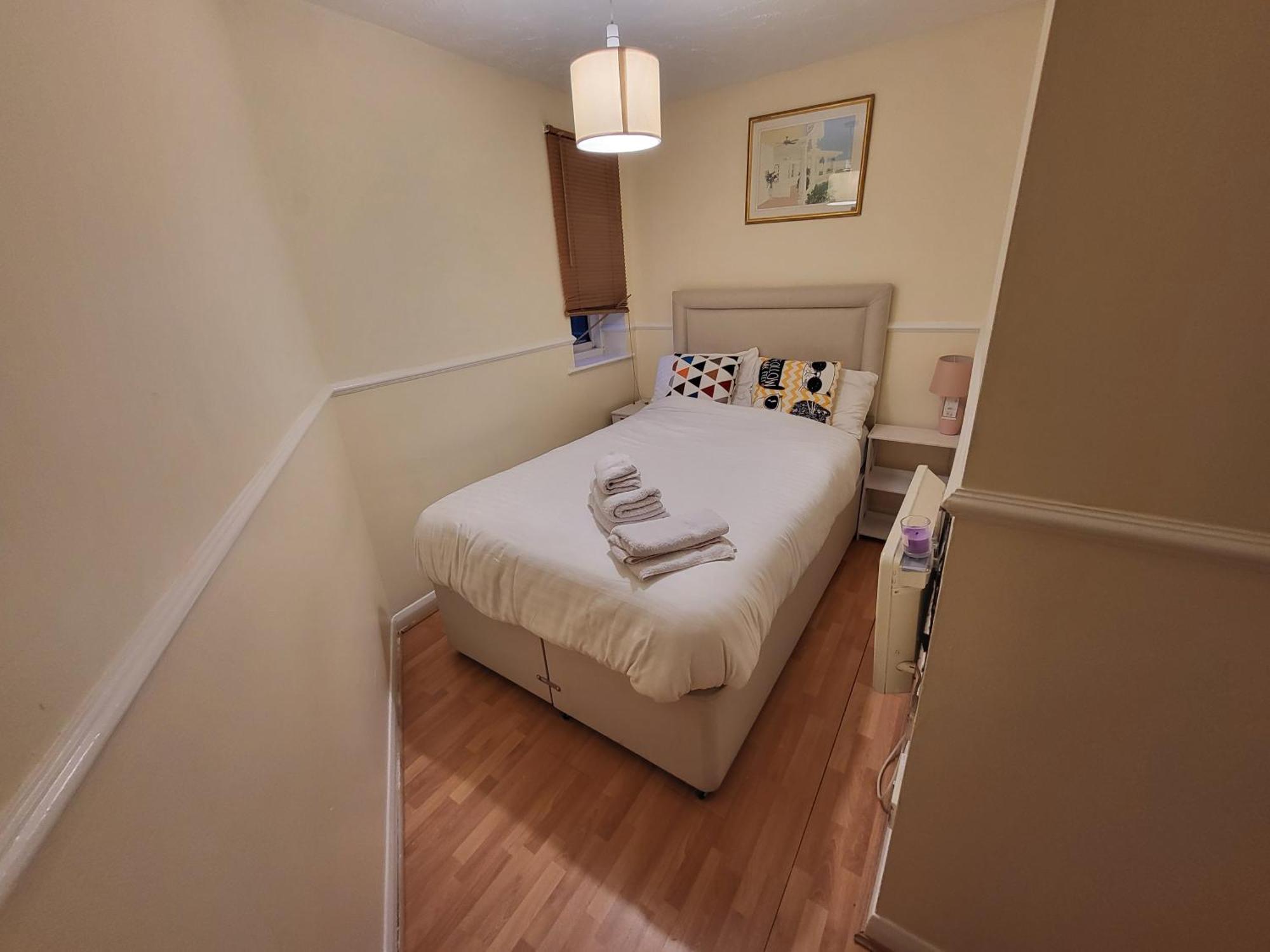 Manor Place Apartment Thamesmead Thamesmead  Bagian luar foto